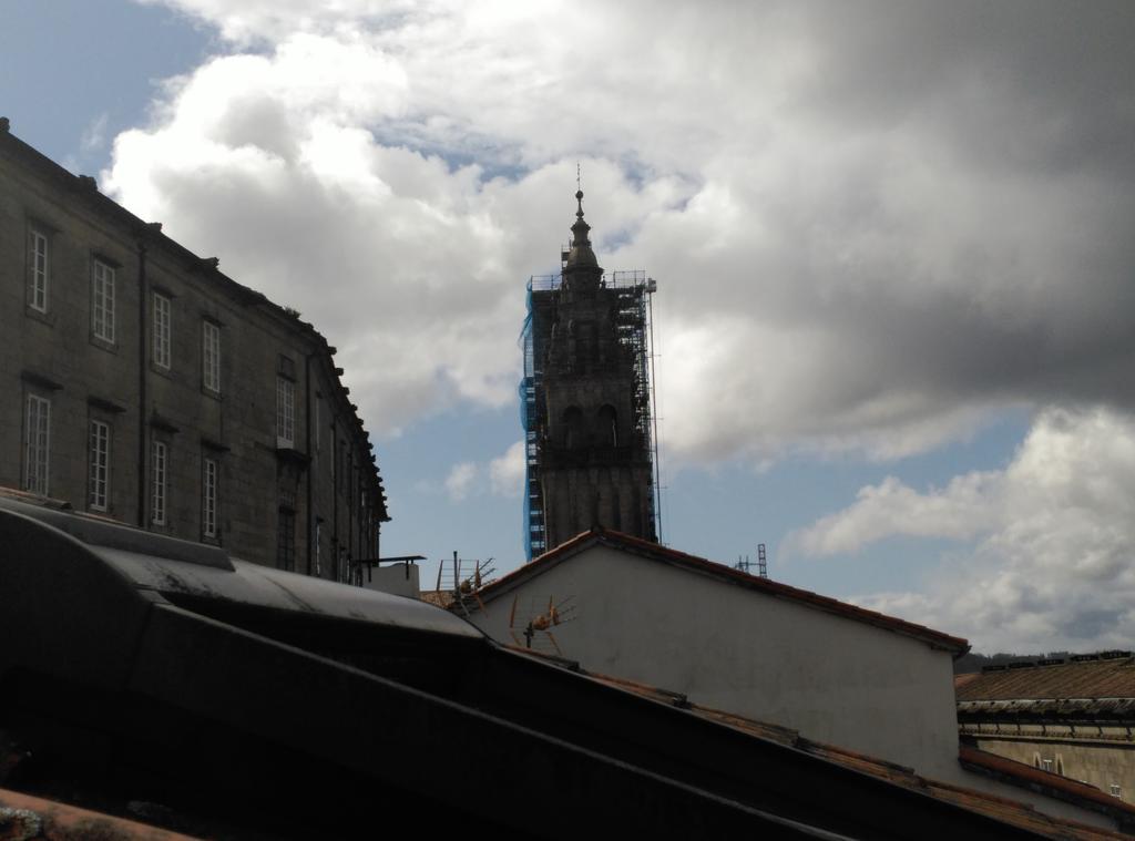 Pico Sacro I Hostal-Pension سانتياغو دي كومبوستيلا المظهر الخارجي الصورة