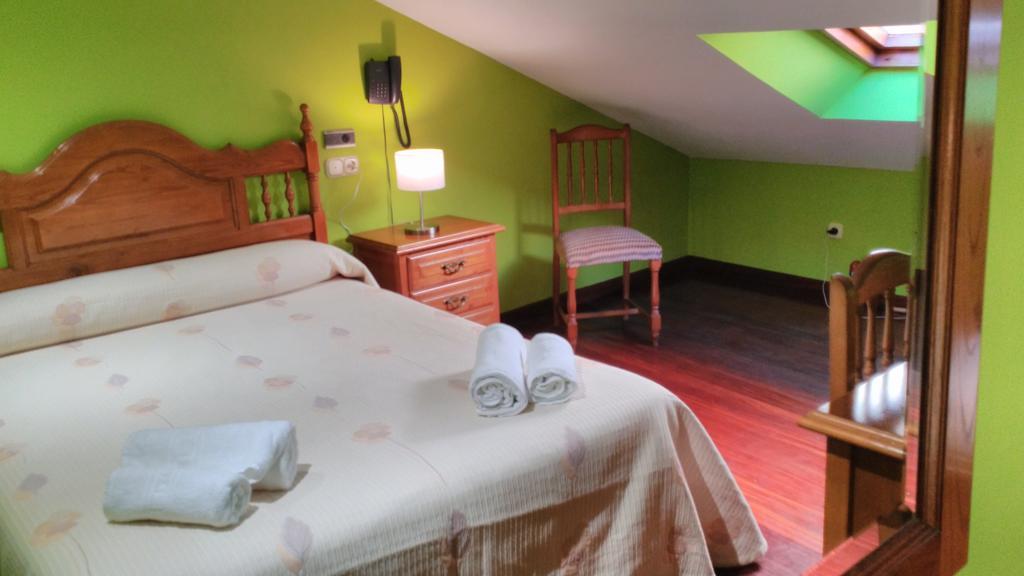 Pico Sacro I Hostal-Pension سانتياغو دي كومبوستيلا المظهر الخارجي الصورة
